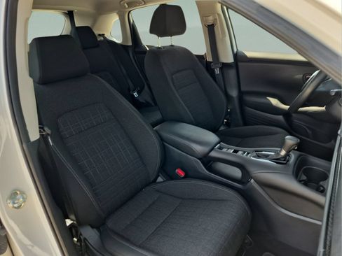 Certified 2024 Honda HR-V LX image 19