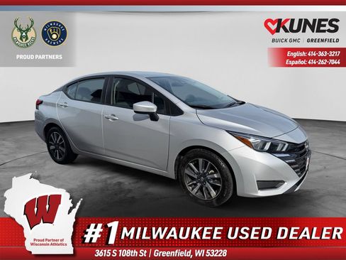 Used 2024 Nissan Versa SV FWD image 1