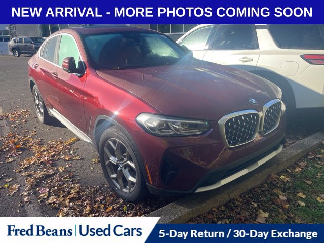 Used 2022 BMW X4 xDrive30i w/ Premium Package 2 AWD/4WD image 1