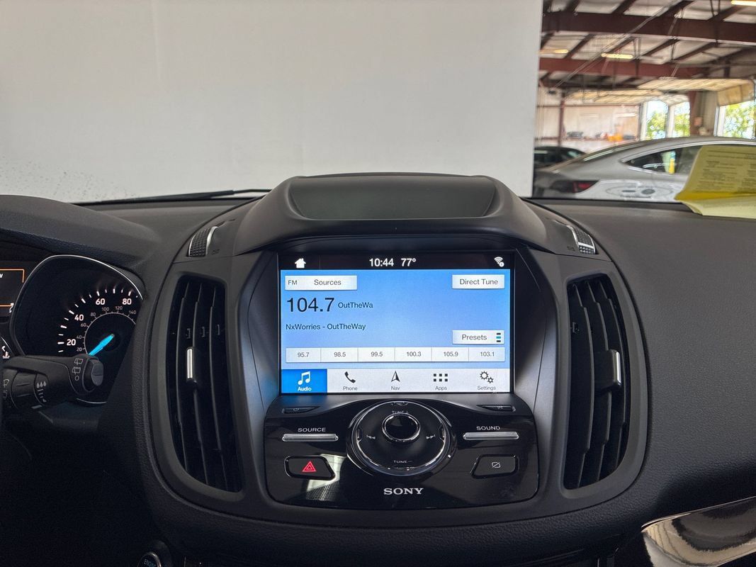 Used 2019 Ford Escape Titanium AWD/4WD image 15