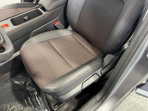 New 2026 Nissan Kicks SR w/ Cold Weather Package image 13