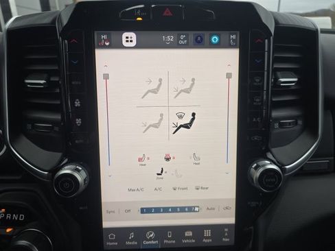 New 2026 RAM 1500 4x4 Crew Cab image 20