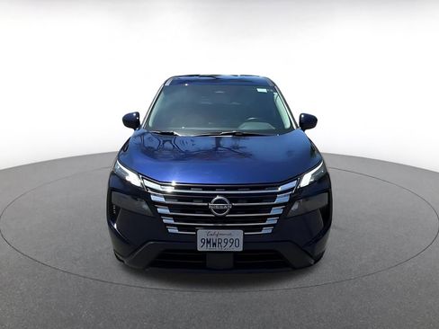 Used 2025 Nissan Rogue SV FWD image 4