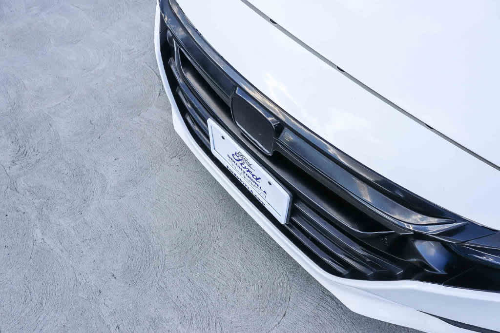 Used 2018 Honda Accord LX image 8