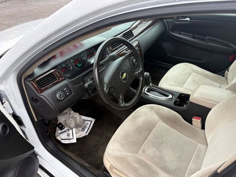 Used 2012 Chevrolet Impala LT w/ LT Sunroof Package FWD image 10