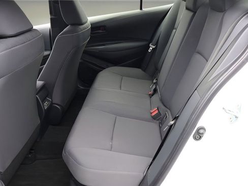 Certified 2025 Toyota Corolla LE image 15