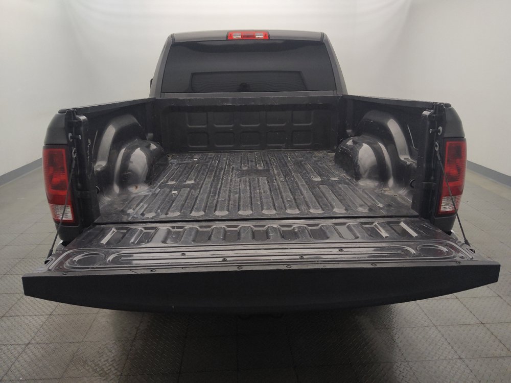 Used 2020 RAM 1500 Tradesman w/ Chrome Plus Package RWD image 29