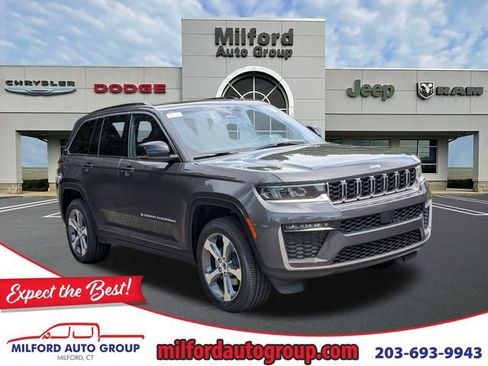 New 2026 Jeep Grand Cherokee Limited AWD/4WD image 1