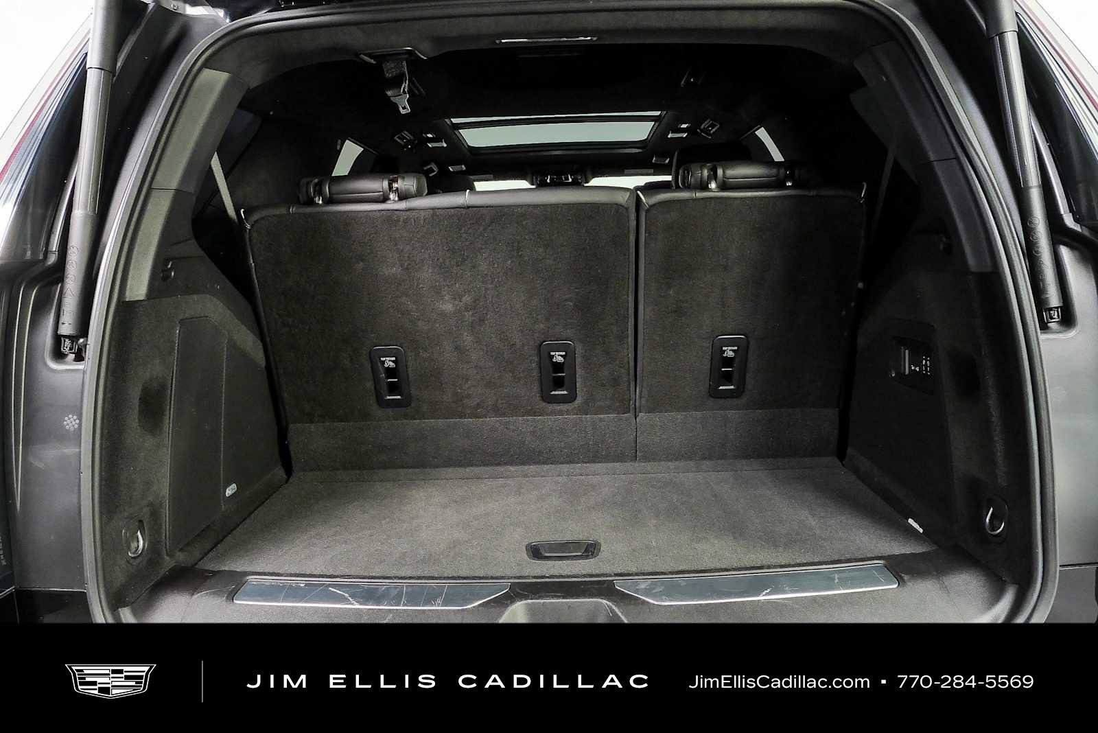 Certified 2025 Cadillac Escalade V AWD/4WD image 33
