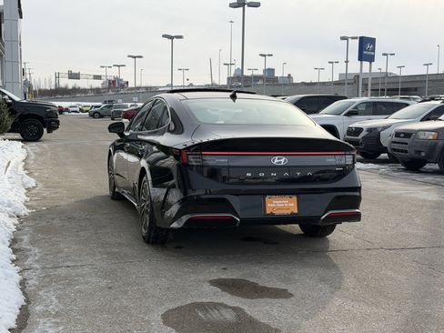 Certified 2025 Hyundai Sonata Limited image 7