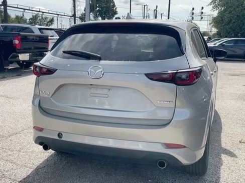 Used 2024 MAZDA CX-5 AWD 2.5 S w/ Select Package image 6