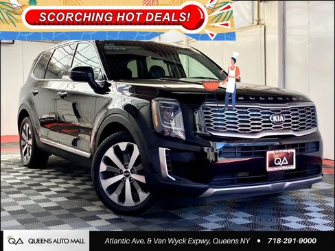 Used 2020 Kia Telluride S w/ S 8 Passenger Seating Package FWD image 1