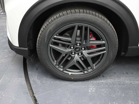 New 2026 Ford Explorer ST image 10