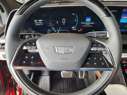 New 2026 Cadillac Vistiq Sport w/ LPO, Floor Liner Package image 23