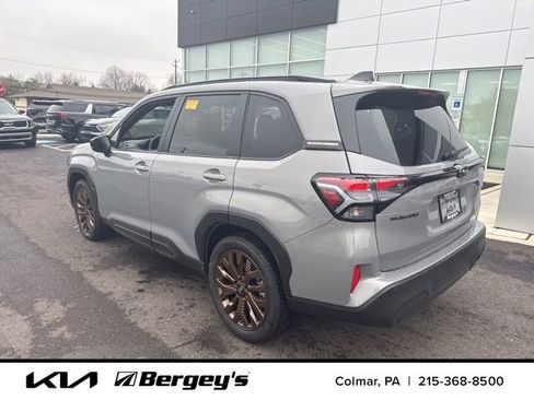 Used 2025 Subaru Forester Sport image 9