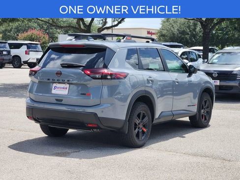 Certified 2025 Nissan Rogue SV image 4