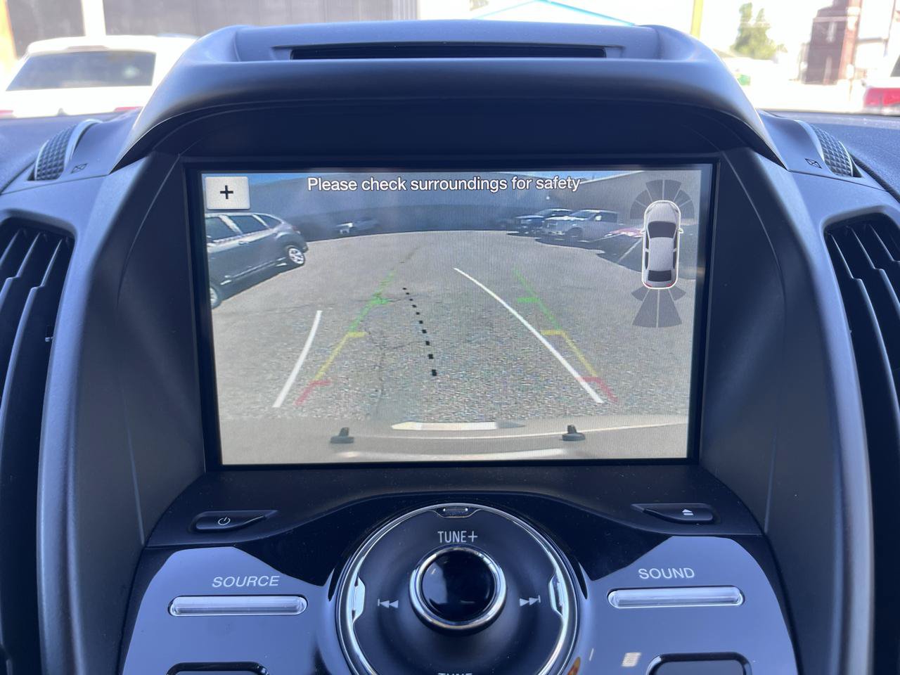 Used 2018 Ford Escape Titanium w/ Ford Safe & Smart Package AWD/4WD image 33