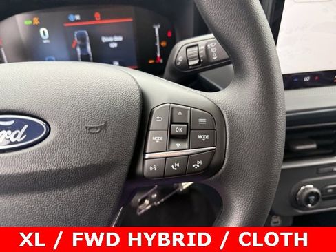 New 2025 Ford Maverick XL image 26