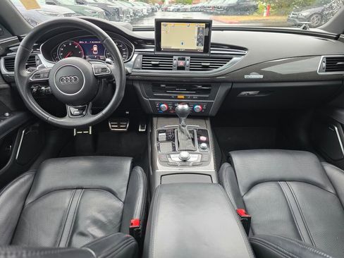 Used 2017 Audi RS 7 Prestige w/ Driver Assistance Package image 18
