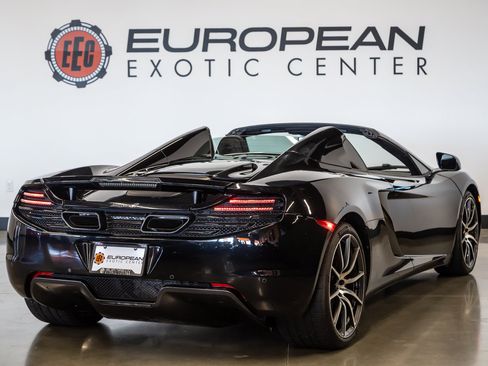 Used 2013 McLaren MP4-12C Spider RWD image 14