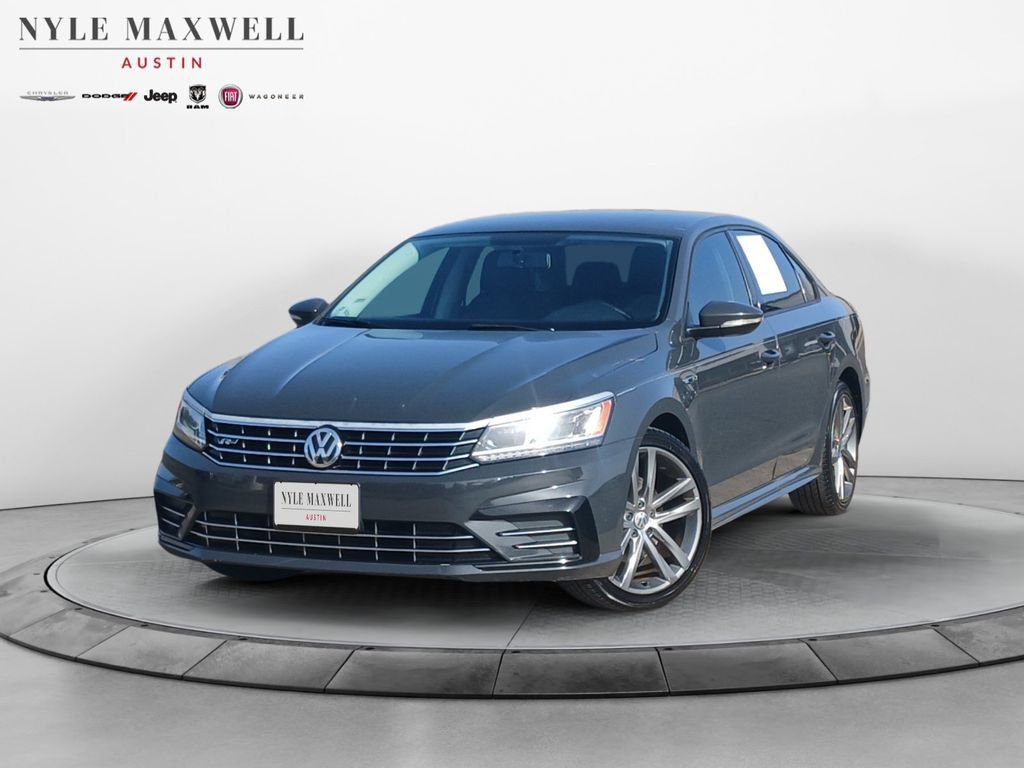 Used 2018 Volkswagen Passat 2.0T R-Line w/ R-Line Lighting Package FWD image 1