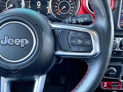 Used 2023 Jeep Wrangler Unlimited Rubicon AWD/4WD image 20