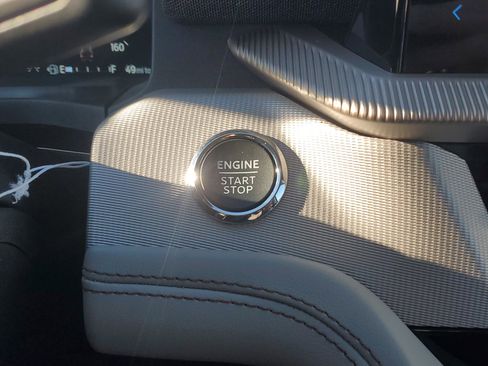 New 2026 Ford Explorer Active image 25