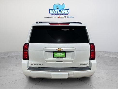 Used 2019 Chevrolet Suburban Premier image 4