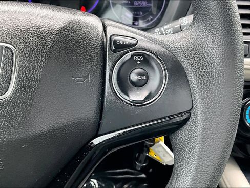 Used 2021 Honda HR-V LX image 24