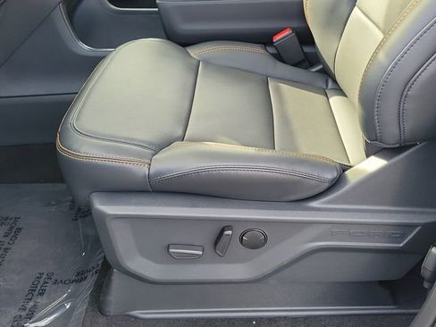 New 2026 Ford Expedition Tremor image 17