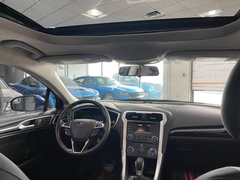 Used 2014 Ford Fusion SE w/ Equipment Group 201A image 26