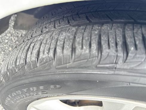 Used 2014 Ford Focus SE FWD image 26