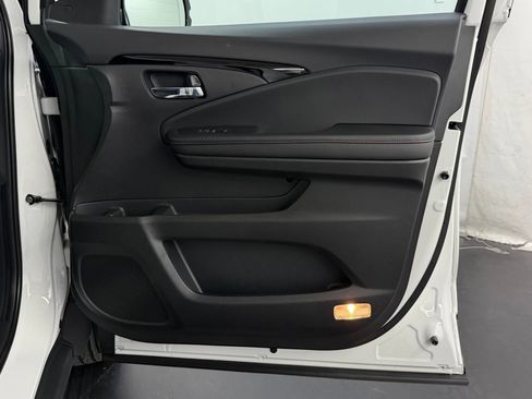 New 2026 Honda Ridgeline Black Edition image 33