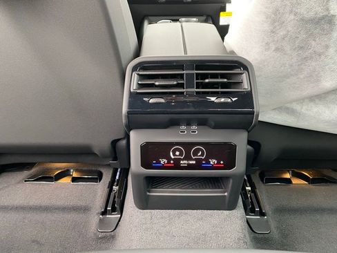 New 2026 BMW 530i xDrive image 8