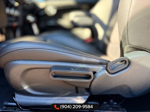 Used 2019 MINI Cooper S w/ Premium Package image 22