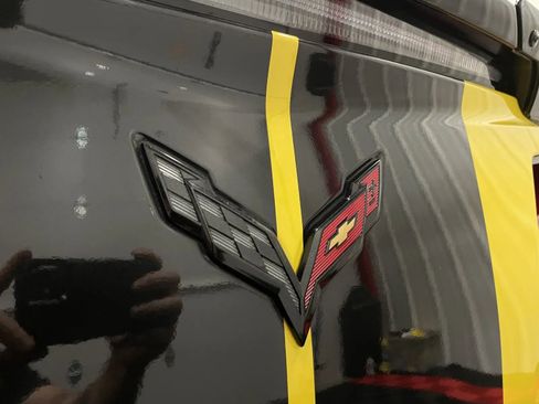 Used 2017 Chevrolet Corvette Grand Sport RWD image 18