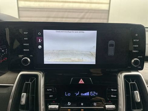 Used 2022 Kia Sorento S AWD/4WD image 24