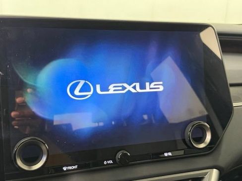 Used 2025 Lexus RX 350 Premium w/ Convenience Package FWD image 21