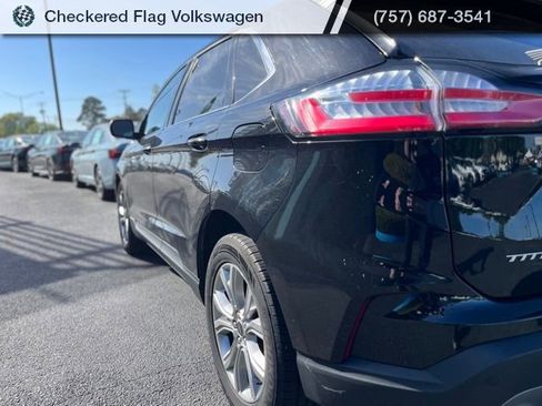 Used 2024 Ford Edge Titanium AWD/4WD image 8