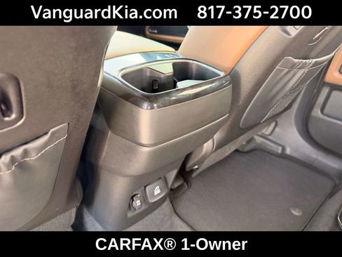 Certified 2022 Kia Telluride SX w/ SX Prestige Package image 25