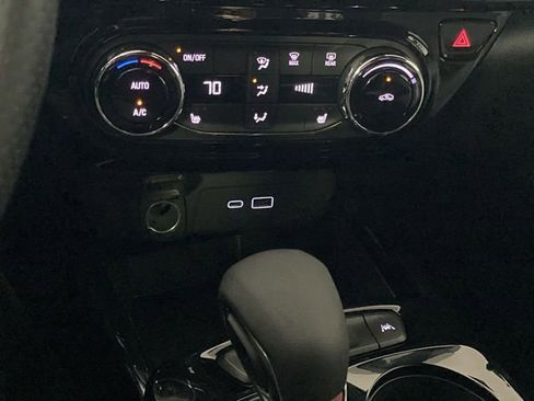 Certified 2025 Chevrolet Trax RS w/ Driver Confidence Package image 22