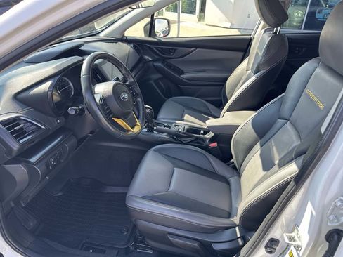 Used 2022 Subaru Crosstrek 2.5i Sport w/ Moonroof Package image 12