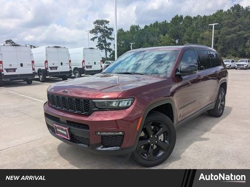 Used 2025 Jeep Grand Cherokee L Limited w/ Black Appearance Package image 1