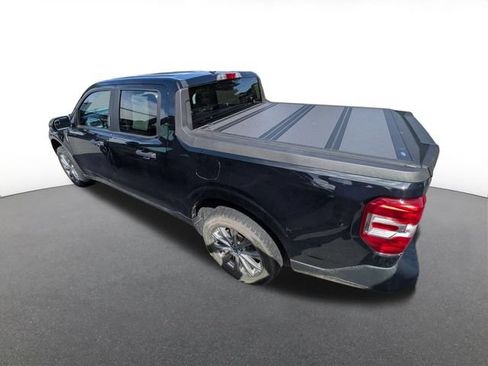 Used 2023 Ford Maverick XLT FWD image 2
