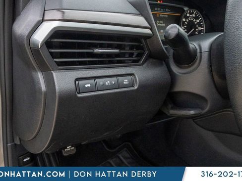 Used 2023 Nissan Altima 2.5 SV image 17