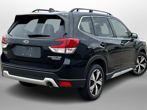 Used 2020 Subaru Forester Touring image 11