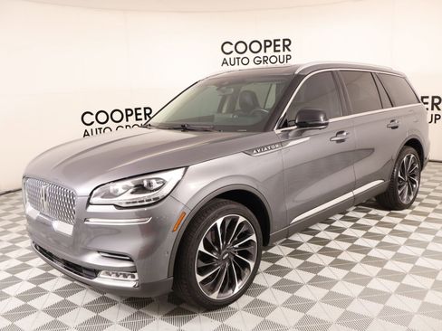 Used 2024 Lincoln Aviator Reserve w/ Equipment Group 201A AWD/4WD image 10