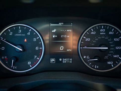 Certified 2025 Subaru Ascent Premium image 33