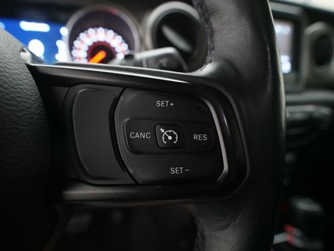 Used 2018 Jeep Wrangler Unlimited Sport S AWD/4WD image 18