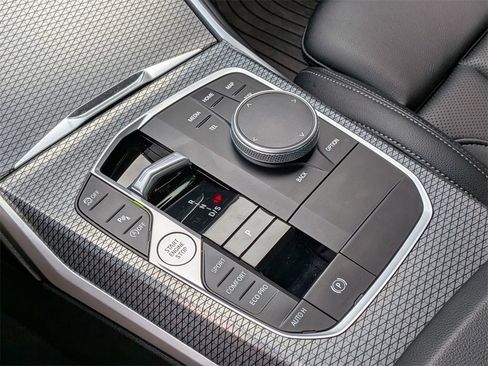 Used 2023 BMW 330i xDrive 330i xDrive w/ M Sport Package image 17